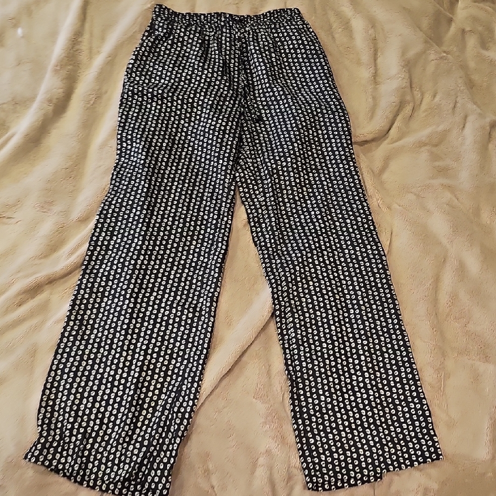 Zara Black and White Geometric Joggers